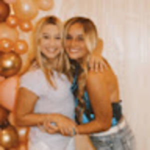 Meet your Posher, Hallie reece